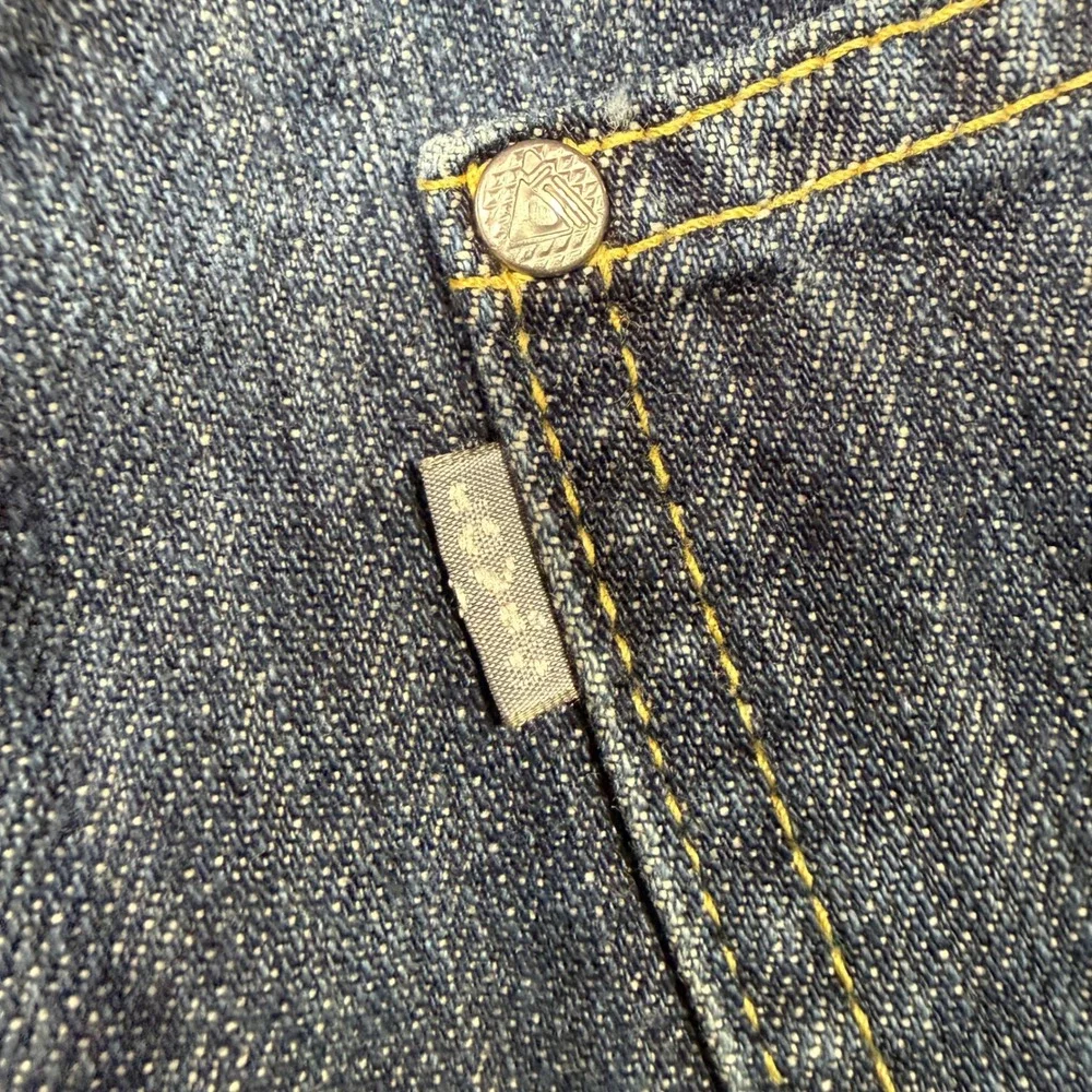 Vintage Y2K Levis SilverTab Carpenter Shorts Mens 33 Blue Baggy Denim Utility